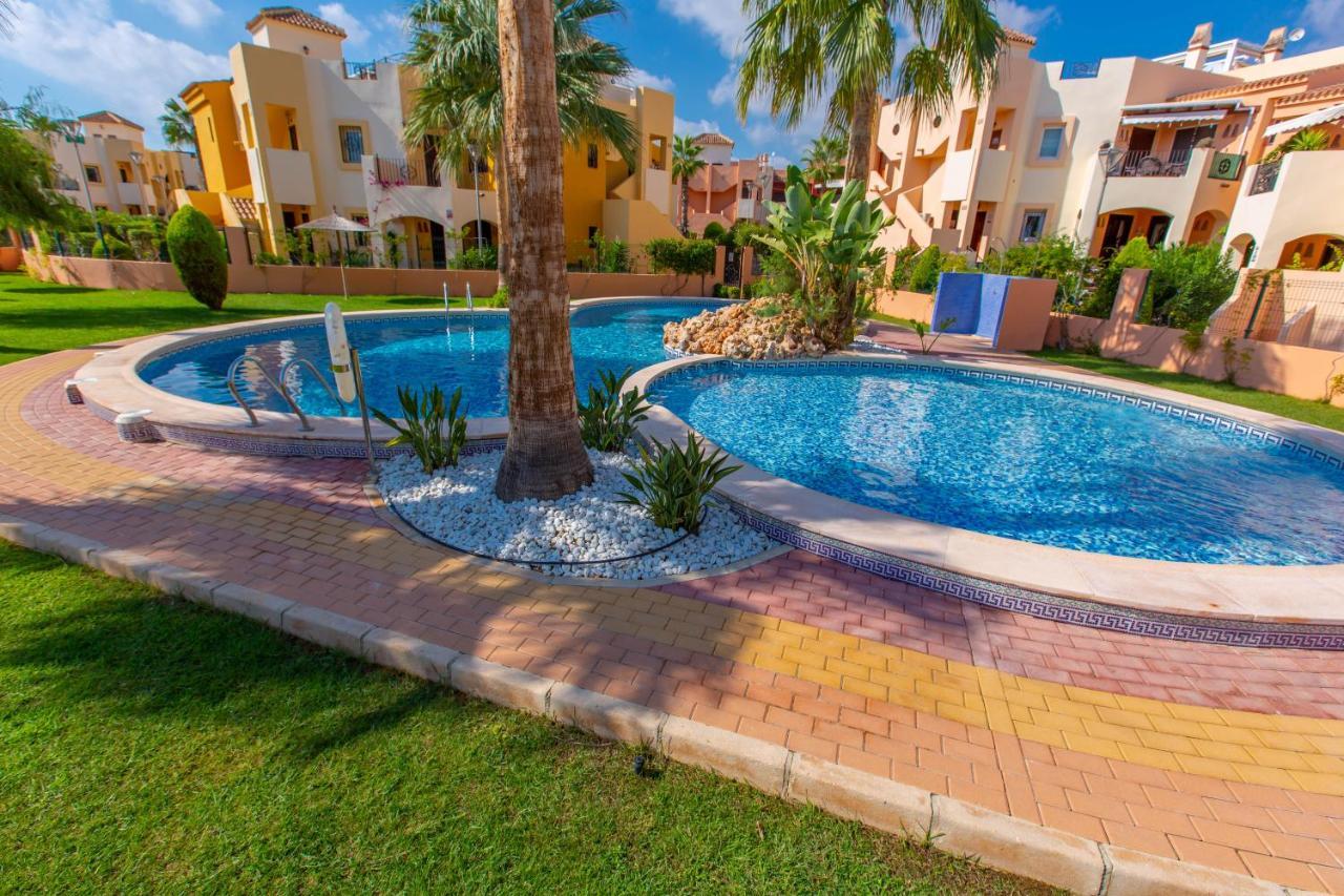 Punta Prima Casa Apartman Torrevieja Kültér fotó