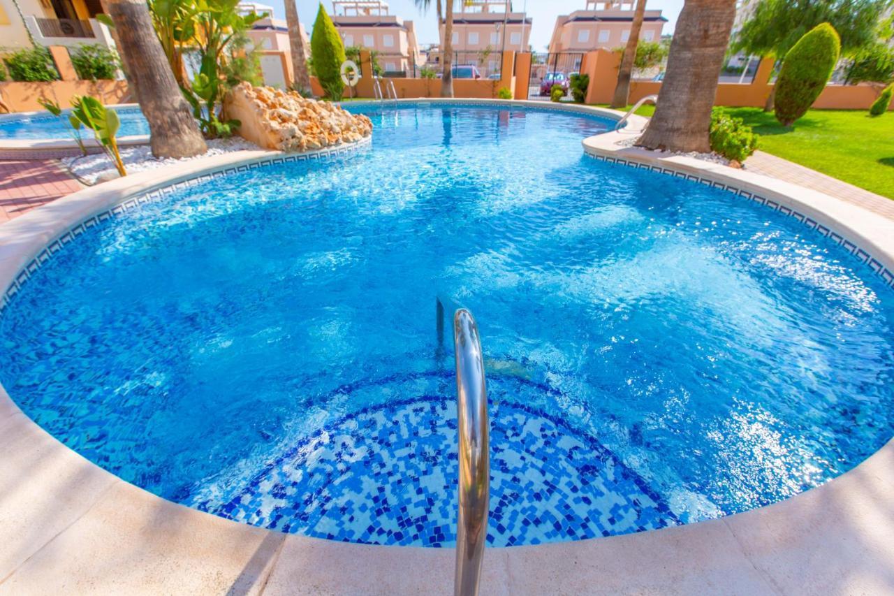 Punta Prima Casa Apartman Torrevieja Kültér fotó